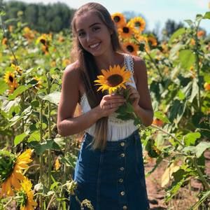 Meet your Posher, Breanna